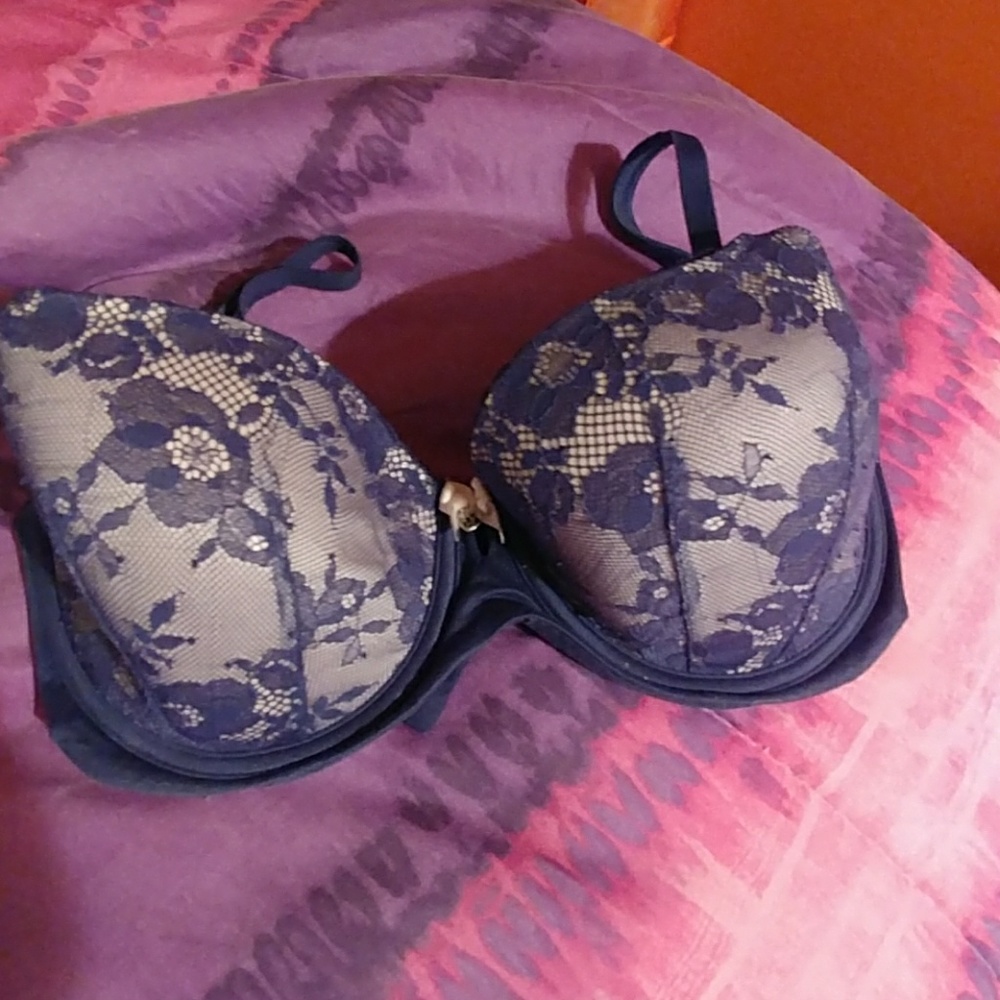 38C Victoria's Secret Bra